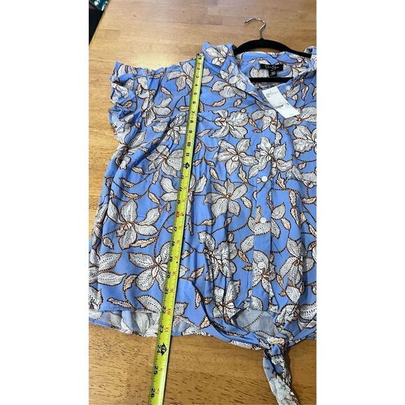 JESSICA SIMPSON SHORT SLEEVE BUTTON DOWN BLUE FLORAL BLOUSE WOMENS SIZE 1XL NEW - Picture 8 of 10